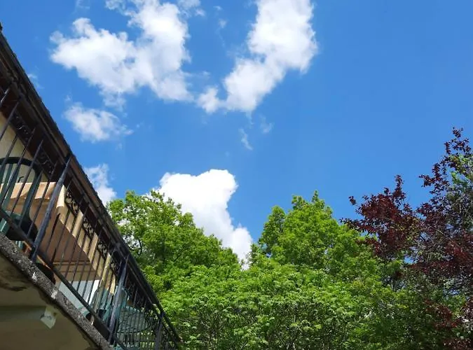 Rum i privatbostad Les Coteaux De Planeze, Ideal Deplacement Pro Saint-Laurent-les-Tours