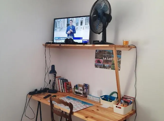 民宿 Les Coteaux De Planeze, Ideal Deplacement Pro